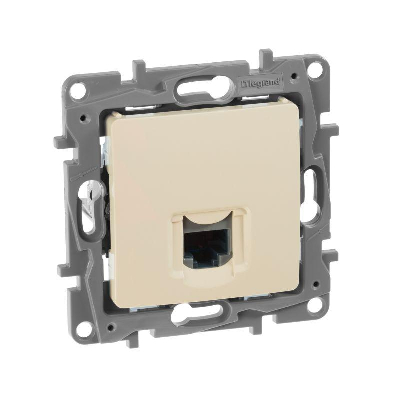 Механизм розетки информ. 1-м СП Etika RJ45 CAT.5 UTP сл. кость Leg 672341